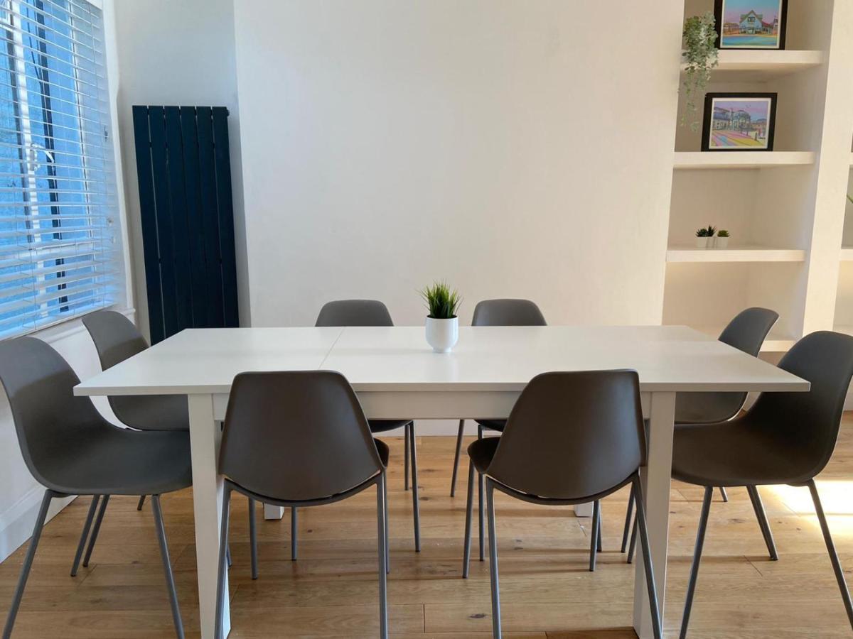 Warwick House - Stunning House With Terrace And Sea Views, Sleeps 11 Villa Worthing Eksteriør bilde