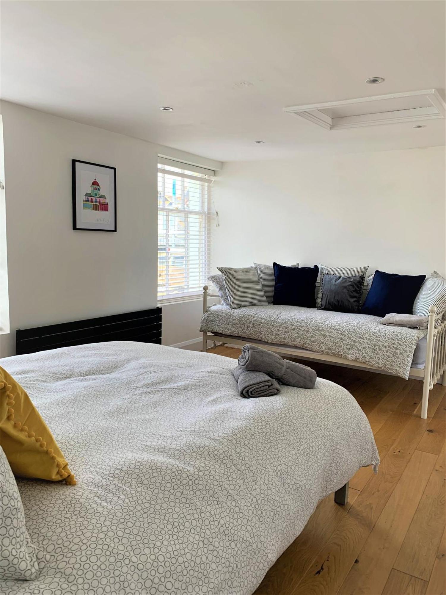 Warwick House - Stunning House With Terrace And Sea Views, Sleeps 11 Villa Worthing Eksteriør bilde