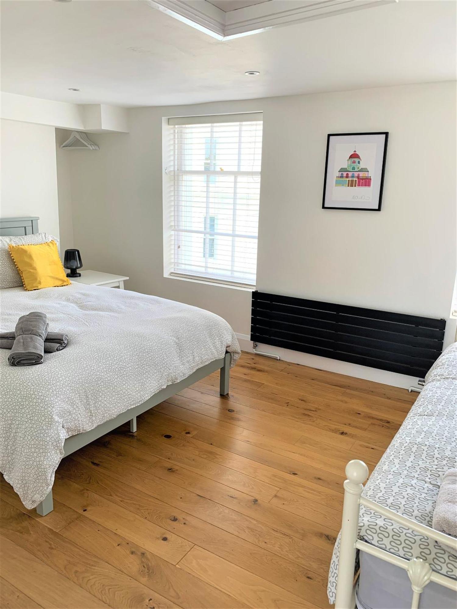 Warwick House - Stunning House With Terrace And Sea Views, Sleeps 11 Villa Worthing Eksteriør bilde